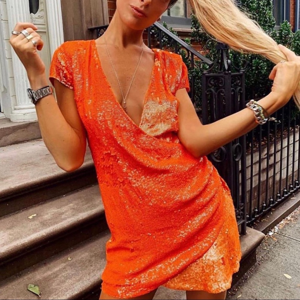 RETROFÊTE
sequined  mini dress